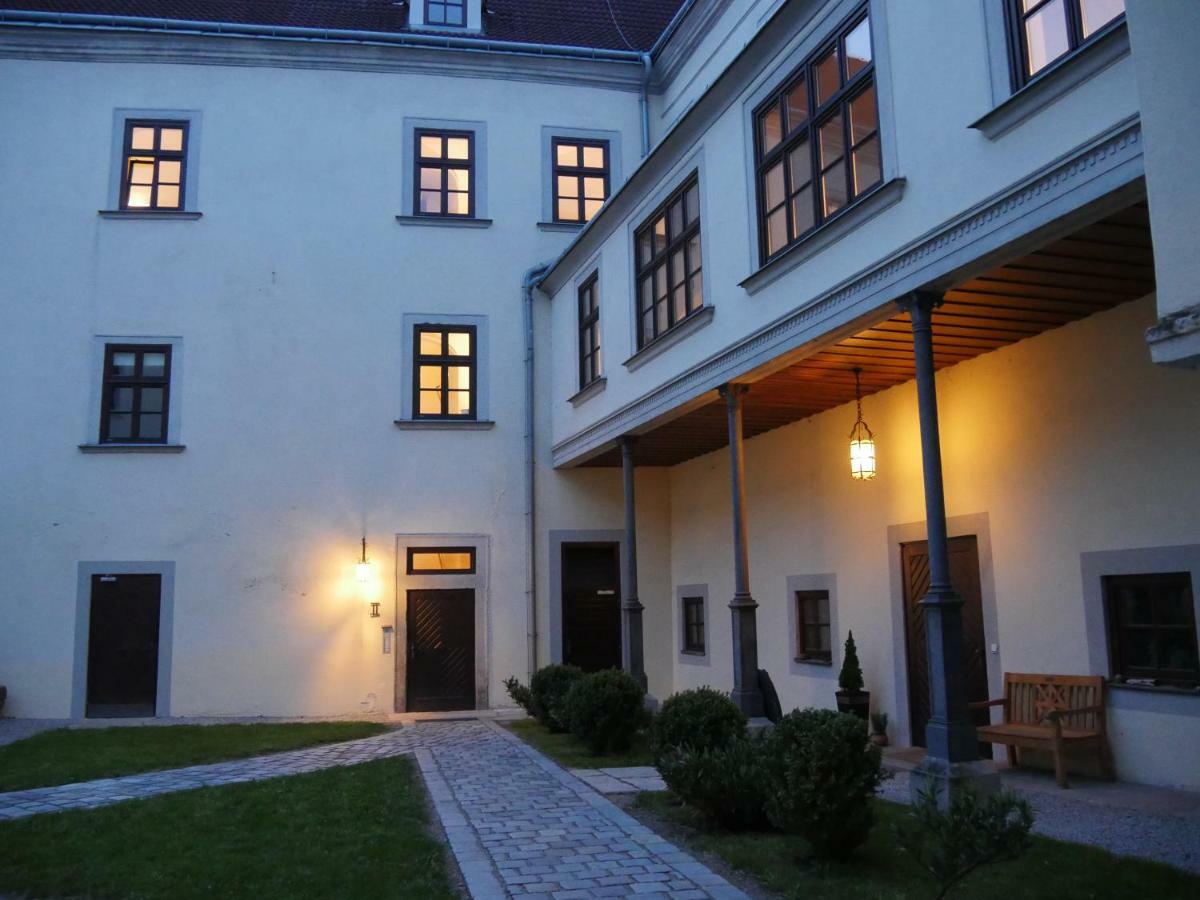 Schloss Gmuend 그뮌트 외부 사진